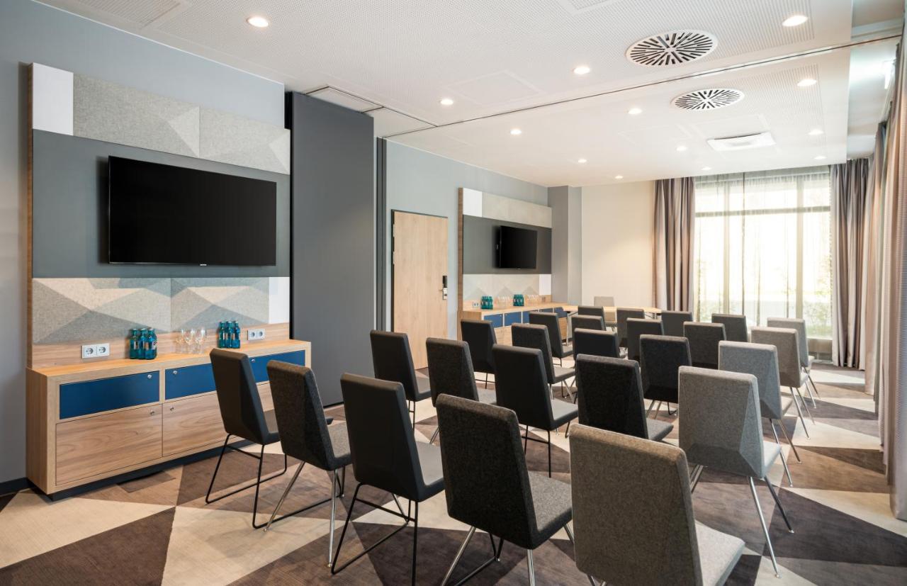 Holiday Inn Express - Rosenheim By Ihg エクステリア 写真